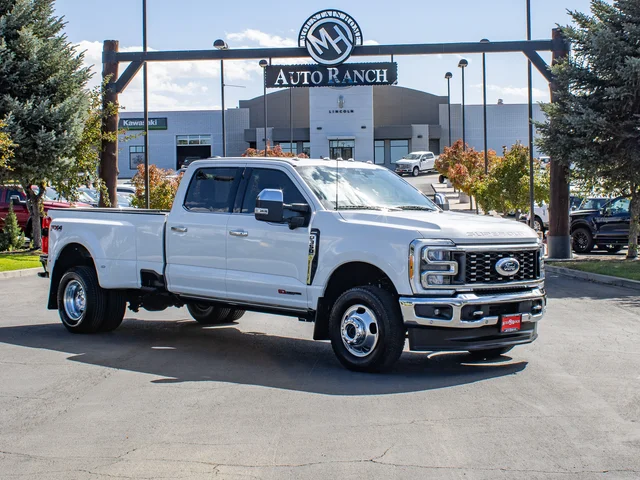 2024 Ford F-350 Super Duty LARIAT