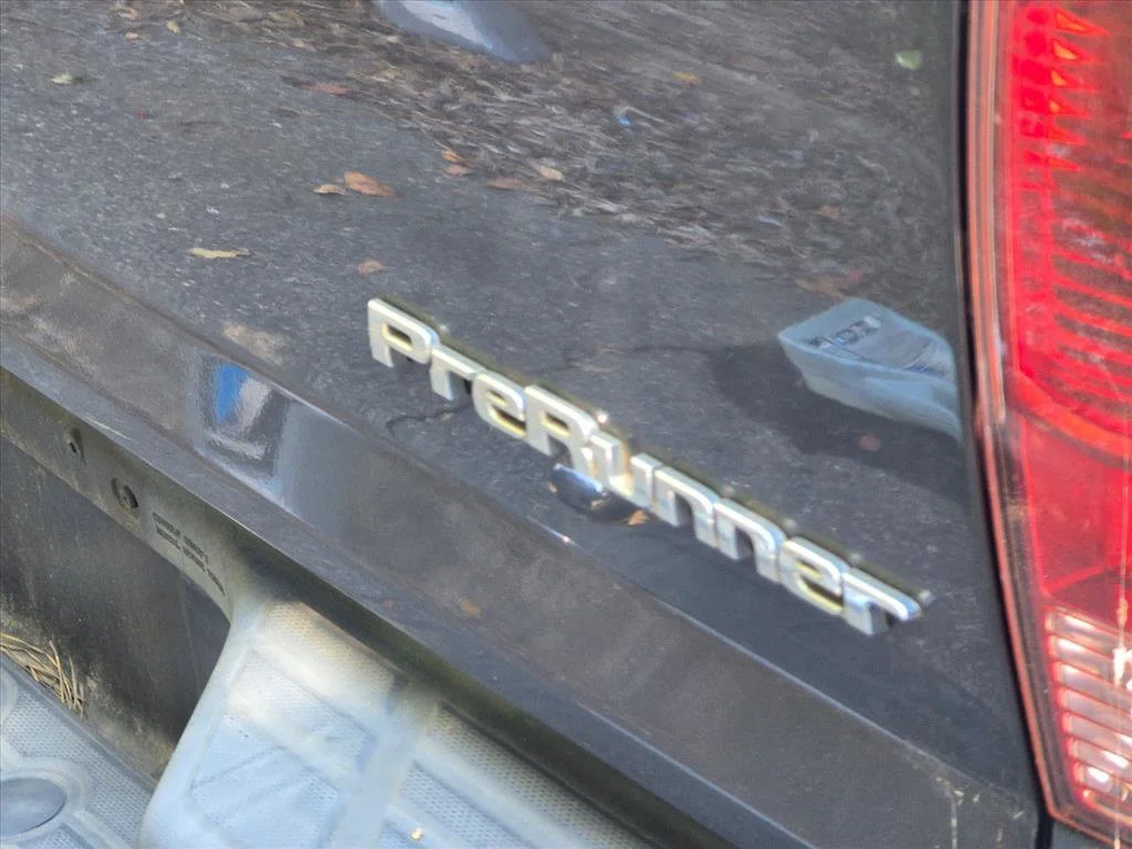 Used 2014 Gray Toyota PreRunner image 14