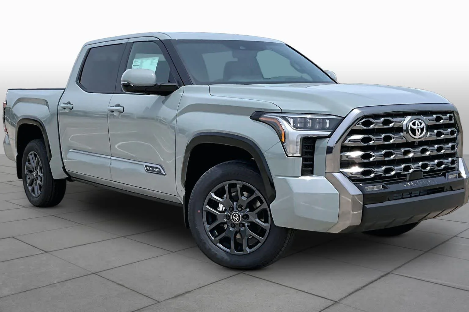 New 2026 Lunar Rock Toyota Platinum image 2