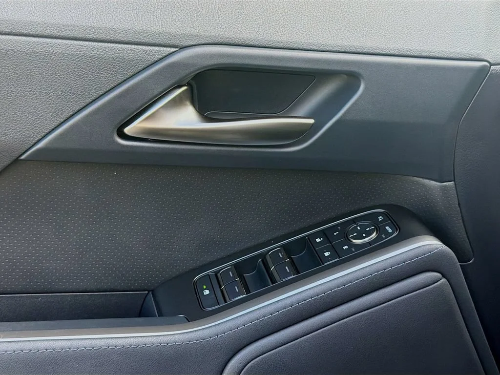 Certified Used 2024 Silver Lexus GX 550 Premium image 16