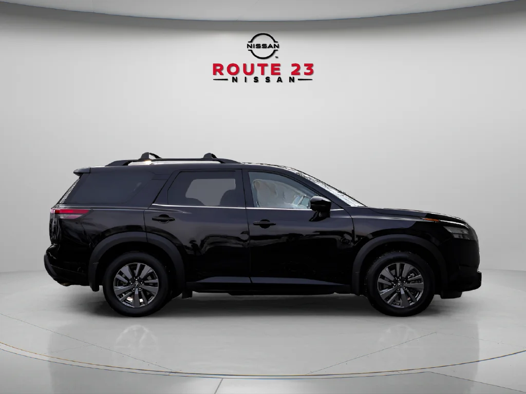 2024 Nissan Pathfinder SV - Photo 7