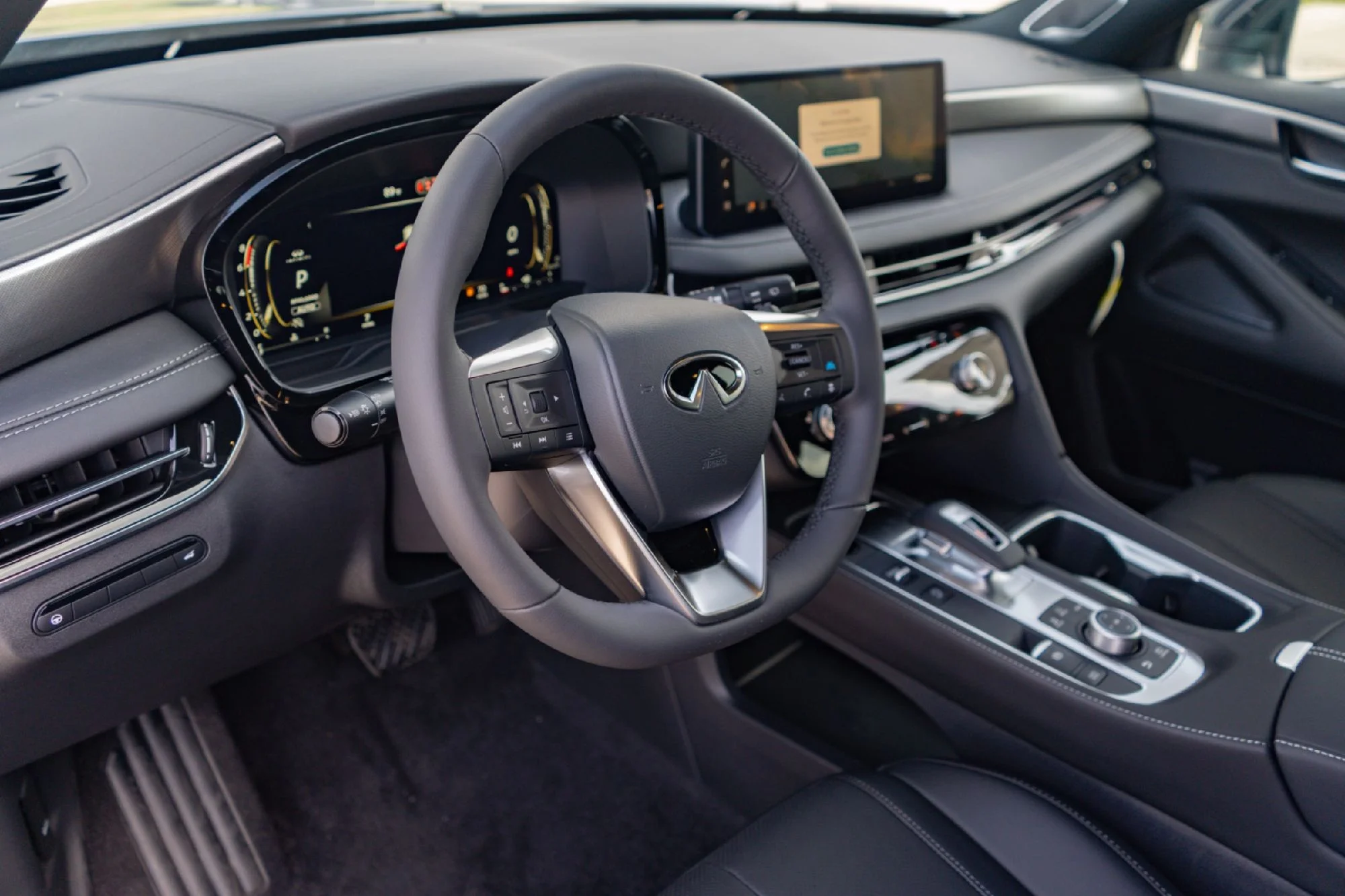 New 2027 MOONBOW BLUE INFINITI Luxe AWD image 8