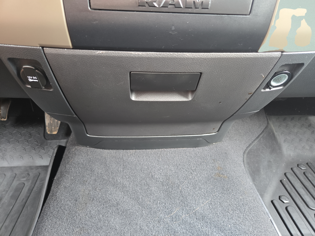 Used 2011 Blue Ram ST image 21