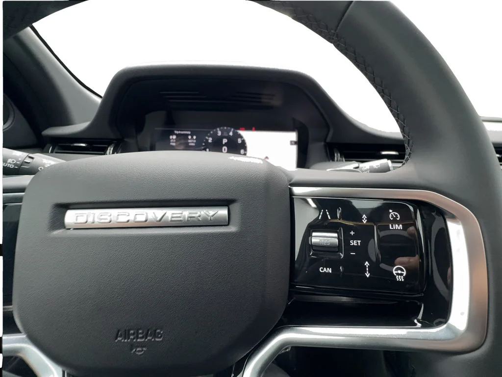 Used 2025 Gray Land Rover SE image 39