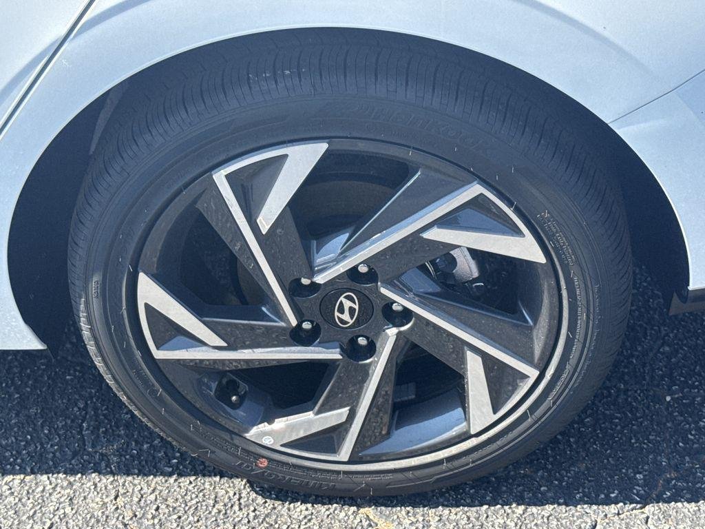 New 2026 White Hyundai Limited image 19