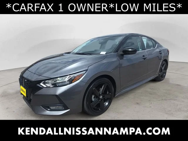 2023 Nissan Sentra SR CVT's photo