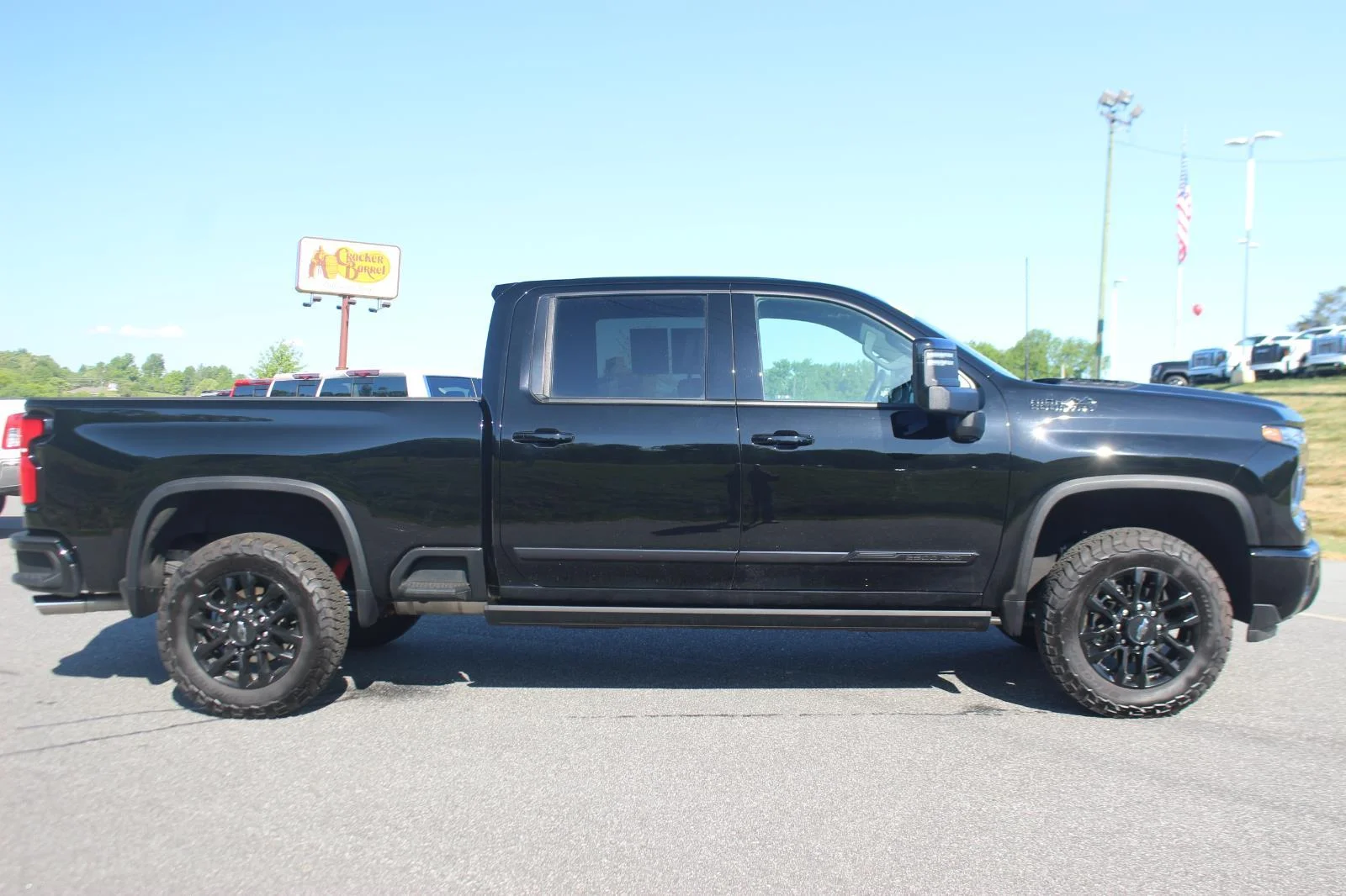 Used 2025 Black Chevrolet High Country image 8