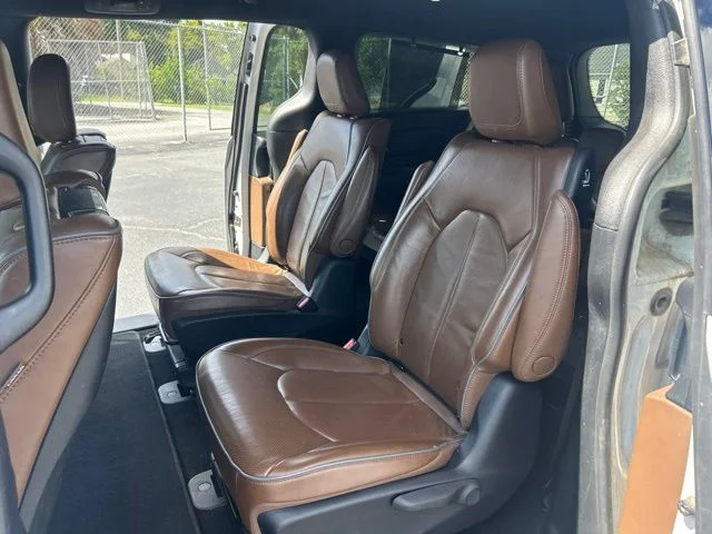 Used 2021 White Chrysler Limited image 21