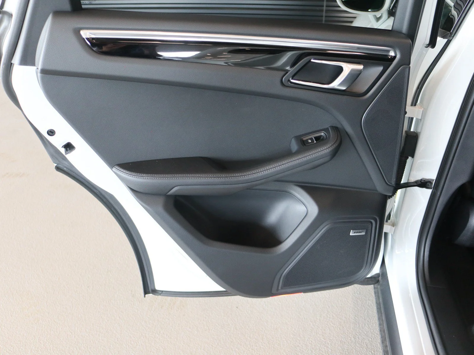 Used 2026 White Porsche  image 25