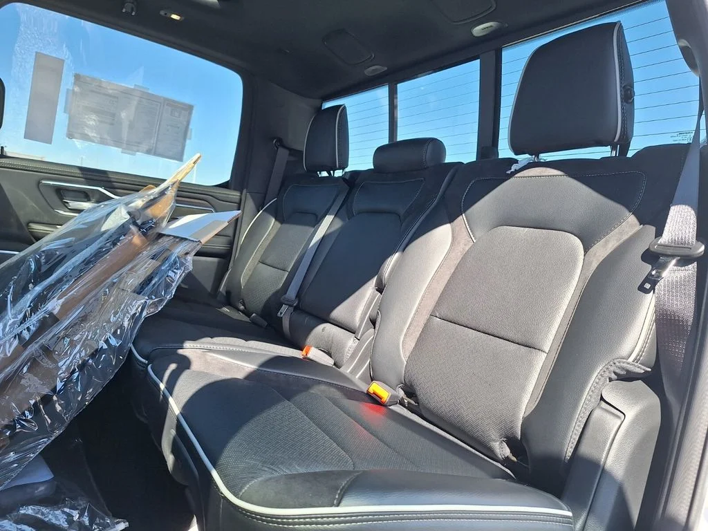 New 2026 Bright White Clear-Coat Exterior Paint RAM Laramie image 24