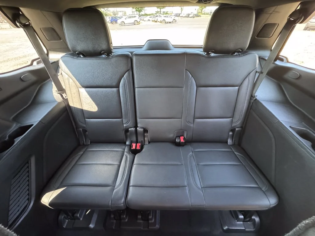 Used 2021 Summit White Chevrolet Z71 image 25