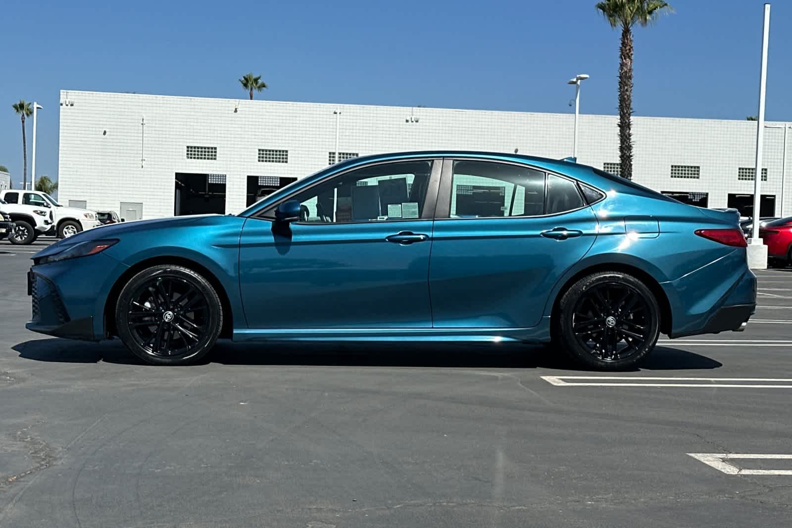 Used 2025 Ocean Gem Toyota SE image 7