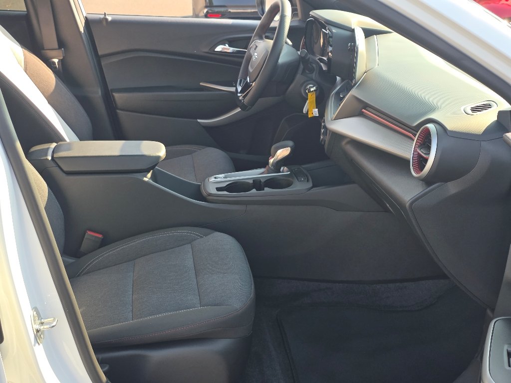 Used 2024 Summit White Chevrolet 1RS image 22