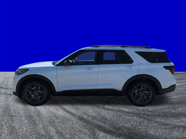 New 2026 Star White Metallic Tri-Coat Ford ST image 7