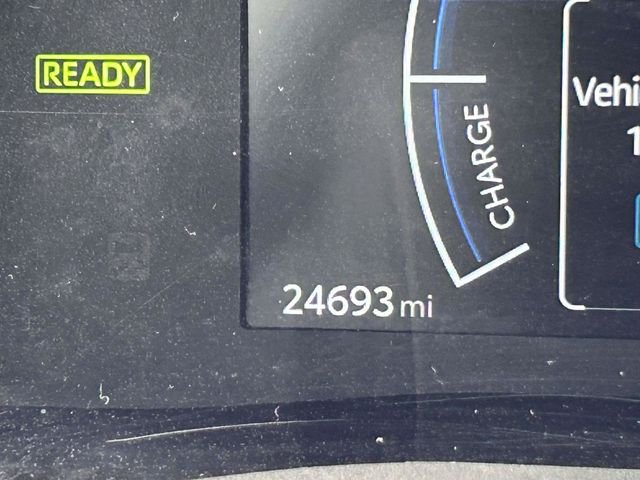 Certified Used 2025  Toyota LE image 30
