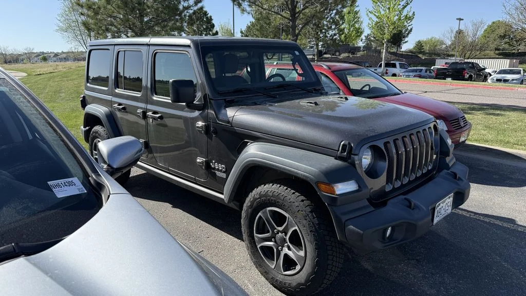 2019 Jeep Wrangler Sport S's photo