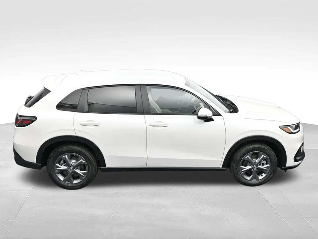 New 2027 Platinum White Pearl Honda LX image 26