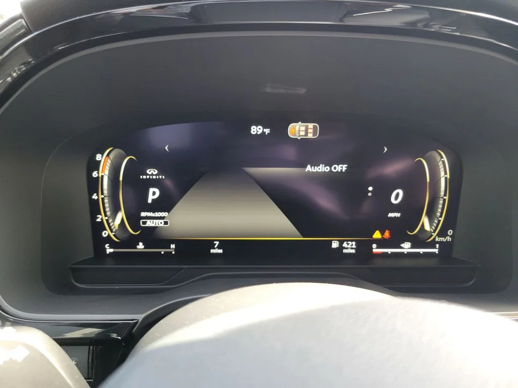 New 2027 RADIANT WHITE INFINITI Sport AWD image 17
