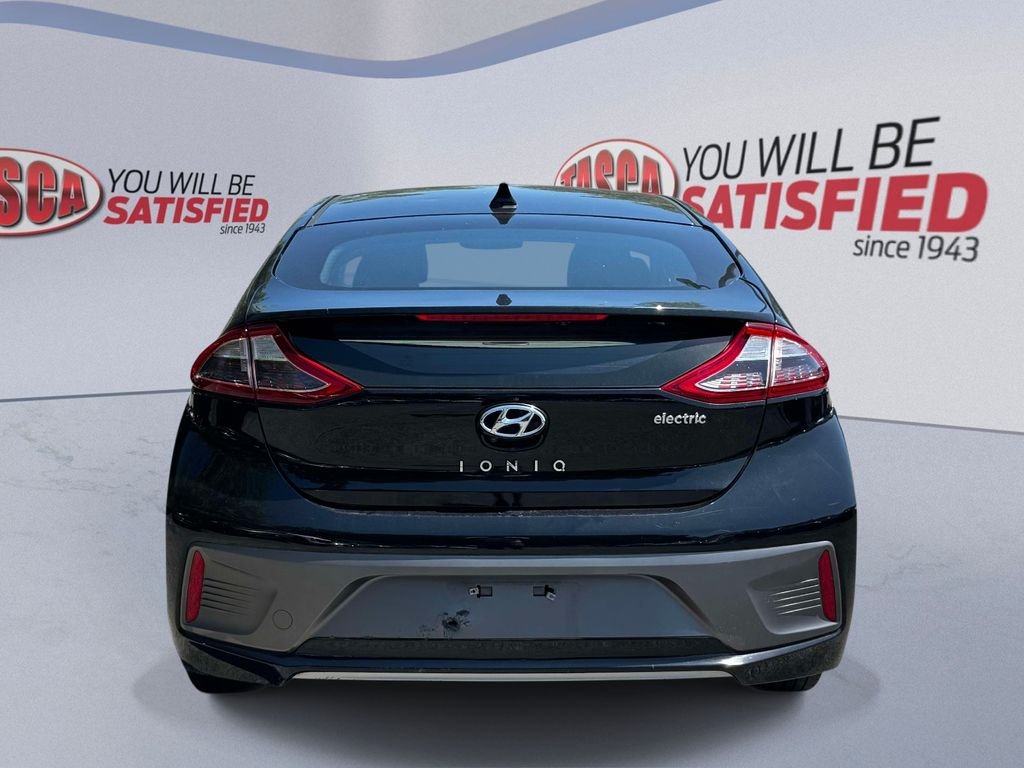 Used 2019 Black Hyundai Limited image 5