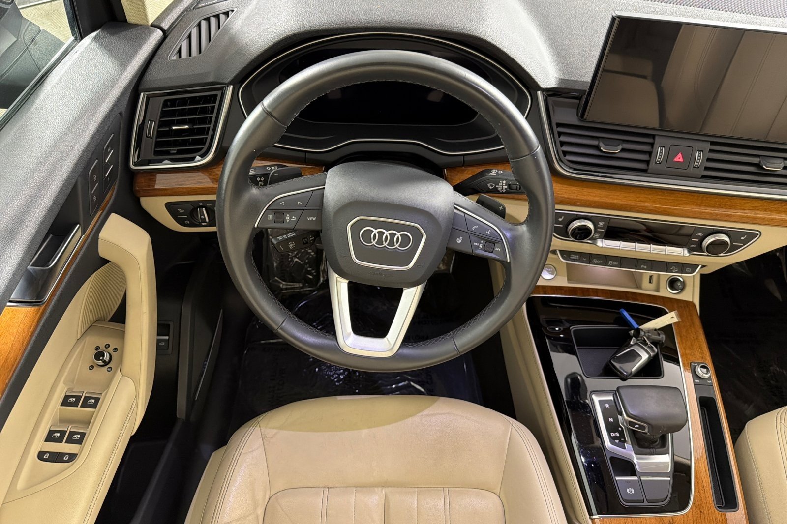 Used 2023 Mythos Black Metallic Audi Premium Plus 40 TFSI quattro image 13