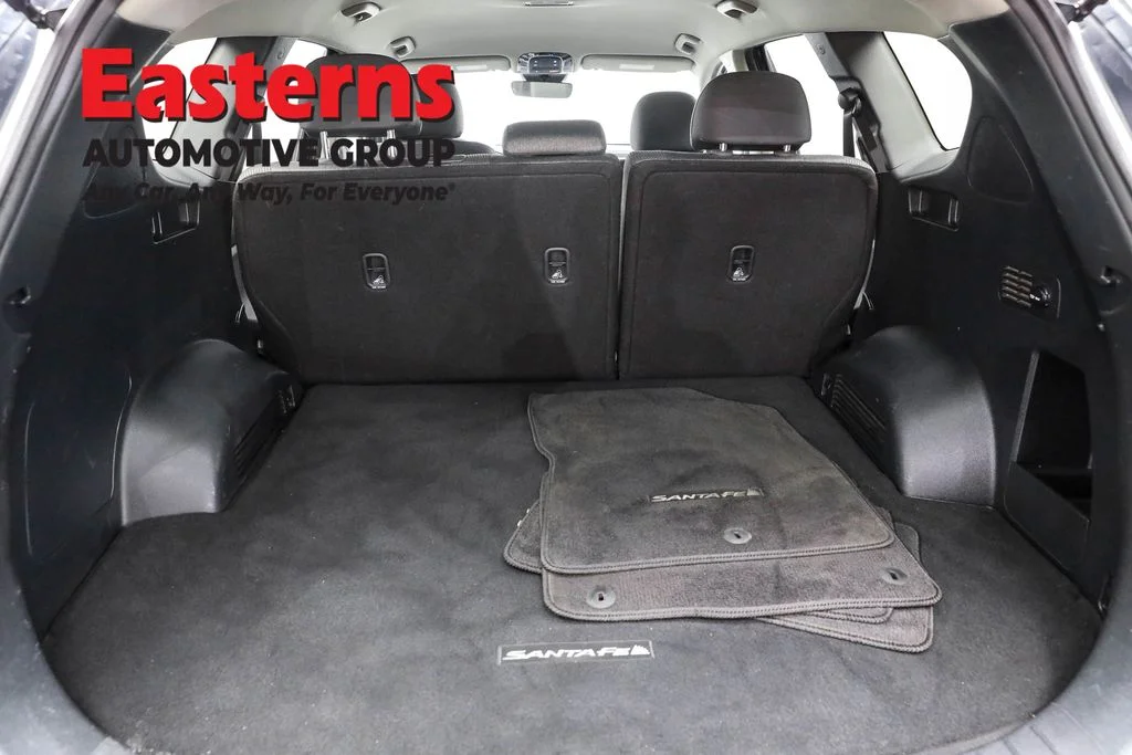 Used 2022 Gray Hyundai SEL image 9