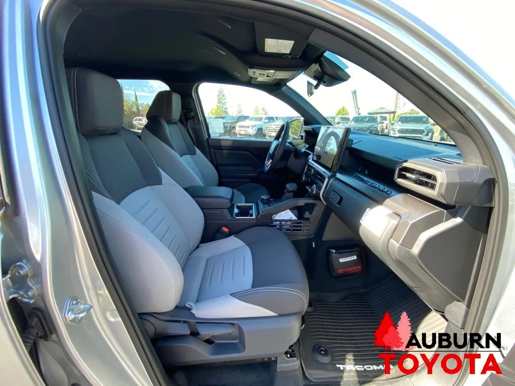 2026 Toyota Tacoma TRD Off Road - Photo 11