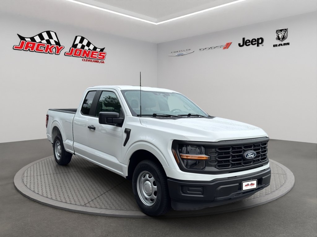 Used 2024 Oxford White Ford XL image 11