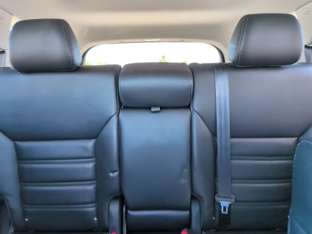 Used 2020 Silver Kia SX image 24