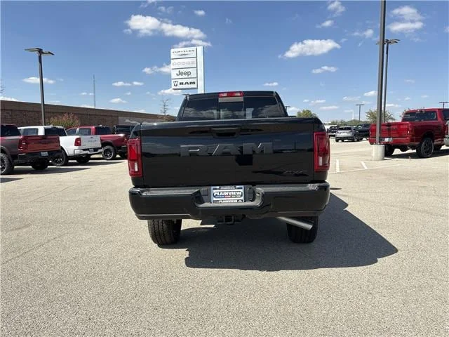 New 2026 Diamond Black Crystal Pearl-Coat  Paint Ram TRADESMAN CREW CAB 4X4 image 7
