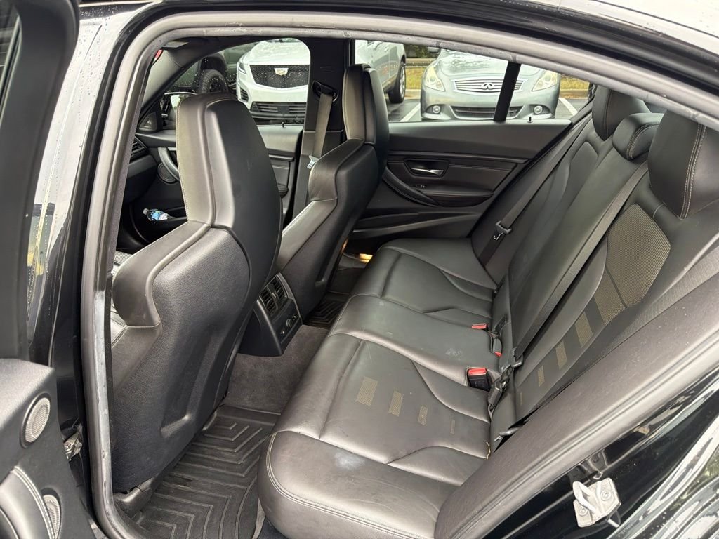 Used 2017 Black Sapphire Metallic BMW Base image 12
