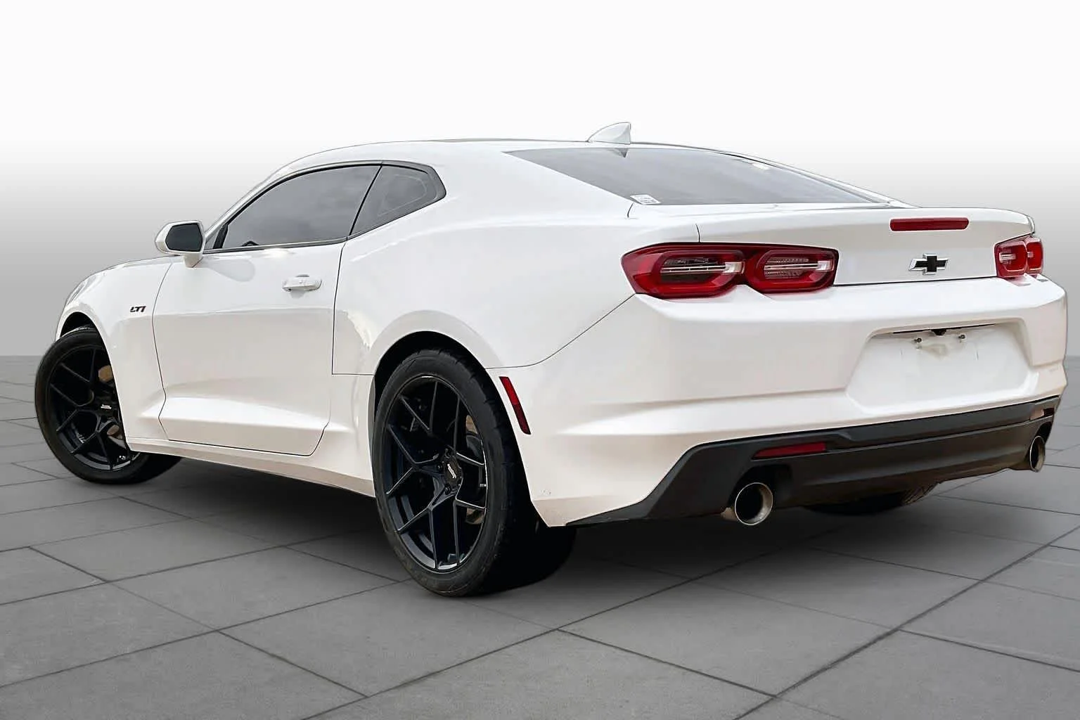 Used 2023 Summit White Chevrolet LT1 image 12