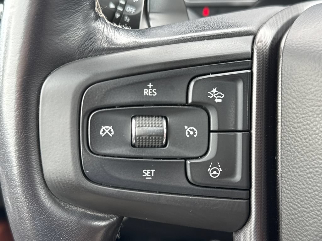 Used 2024 White Frost Tricoat GMC Denali Ultimate image 29
