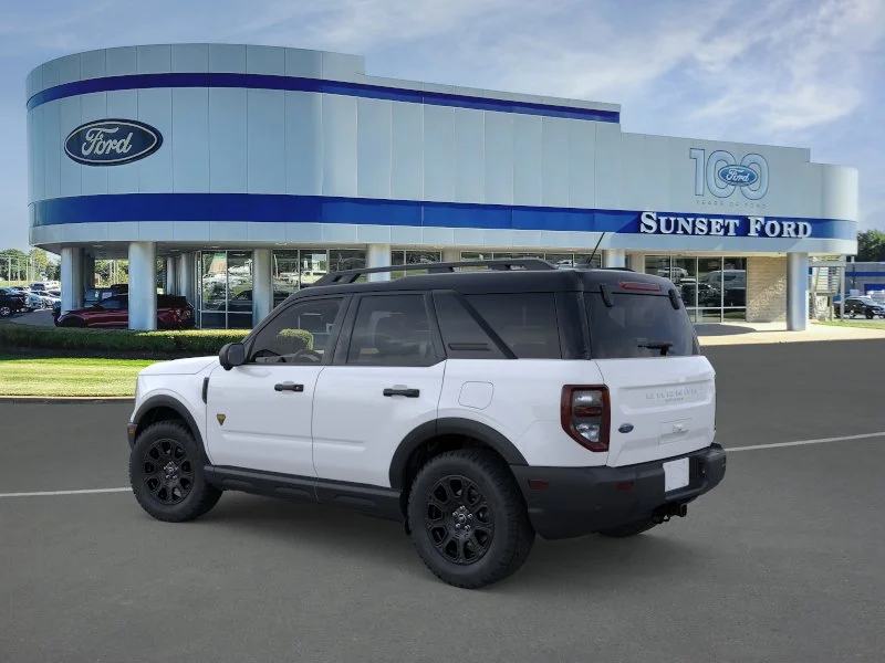 New 2026 Oxford White Ford Badlands image 4