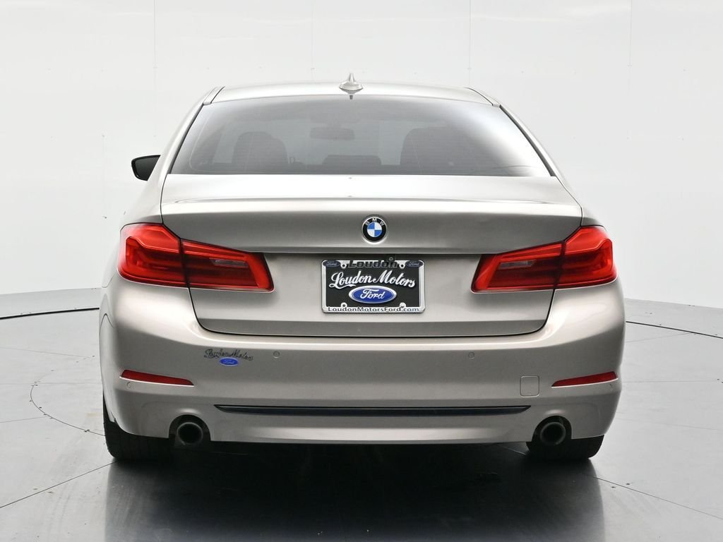 Used 2017 Cashmere Silver Metallic BMW 530i xDrive image 6