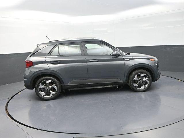 New 2026 Gray Hyundai SEL image 9