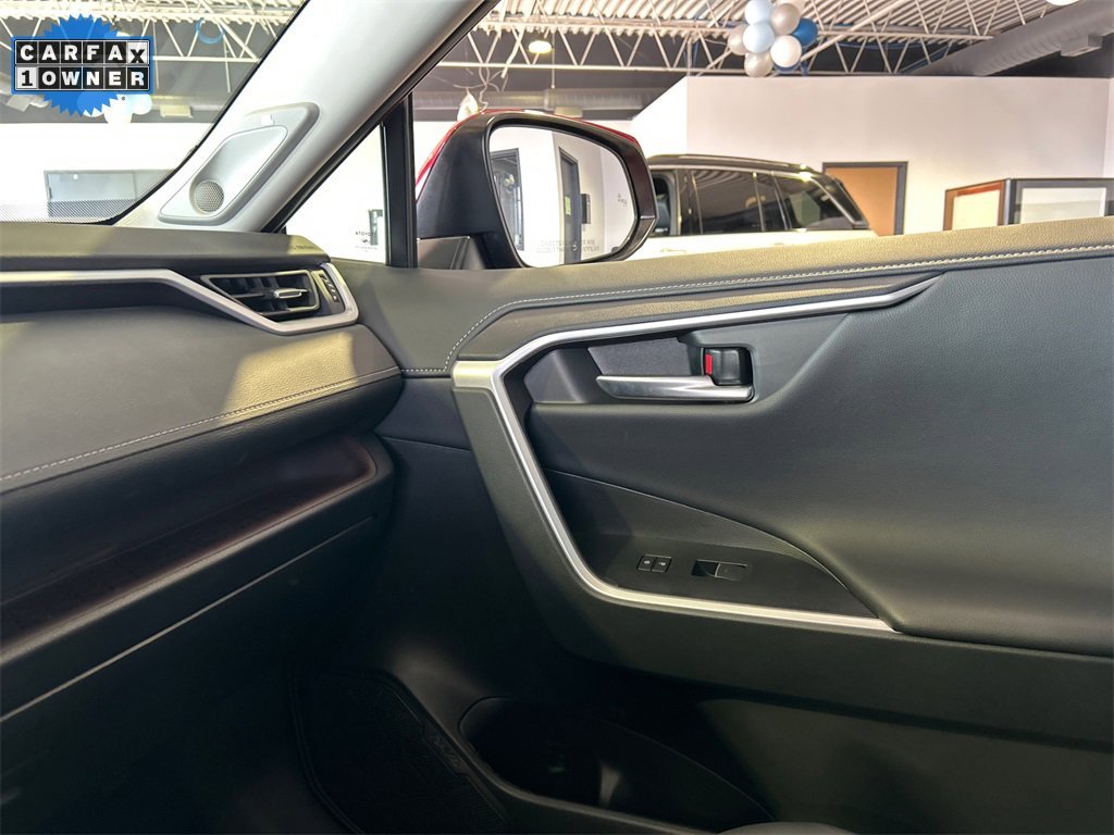 2025 TOYOTA RAV4 - Image 25