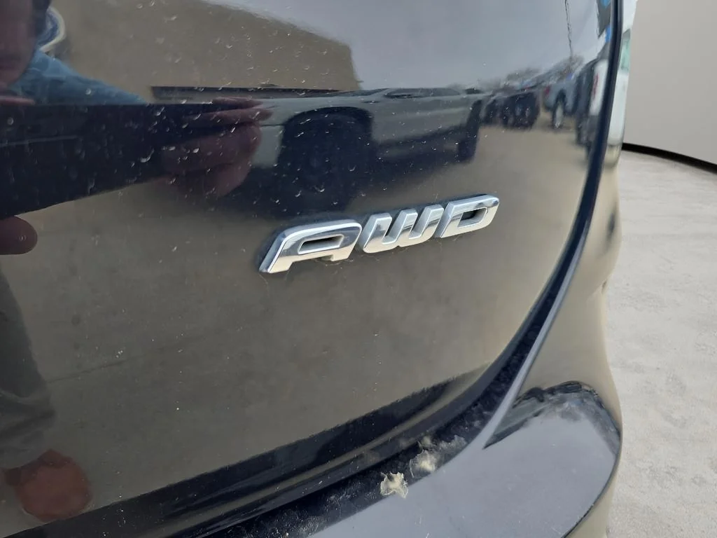 Used 2022 Black Ford Titanium image 40