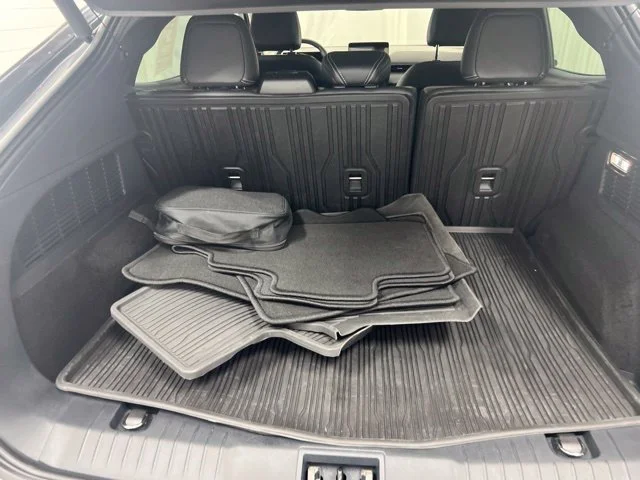 Used 2023 Gray Ford Premium image 9