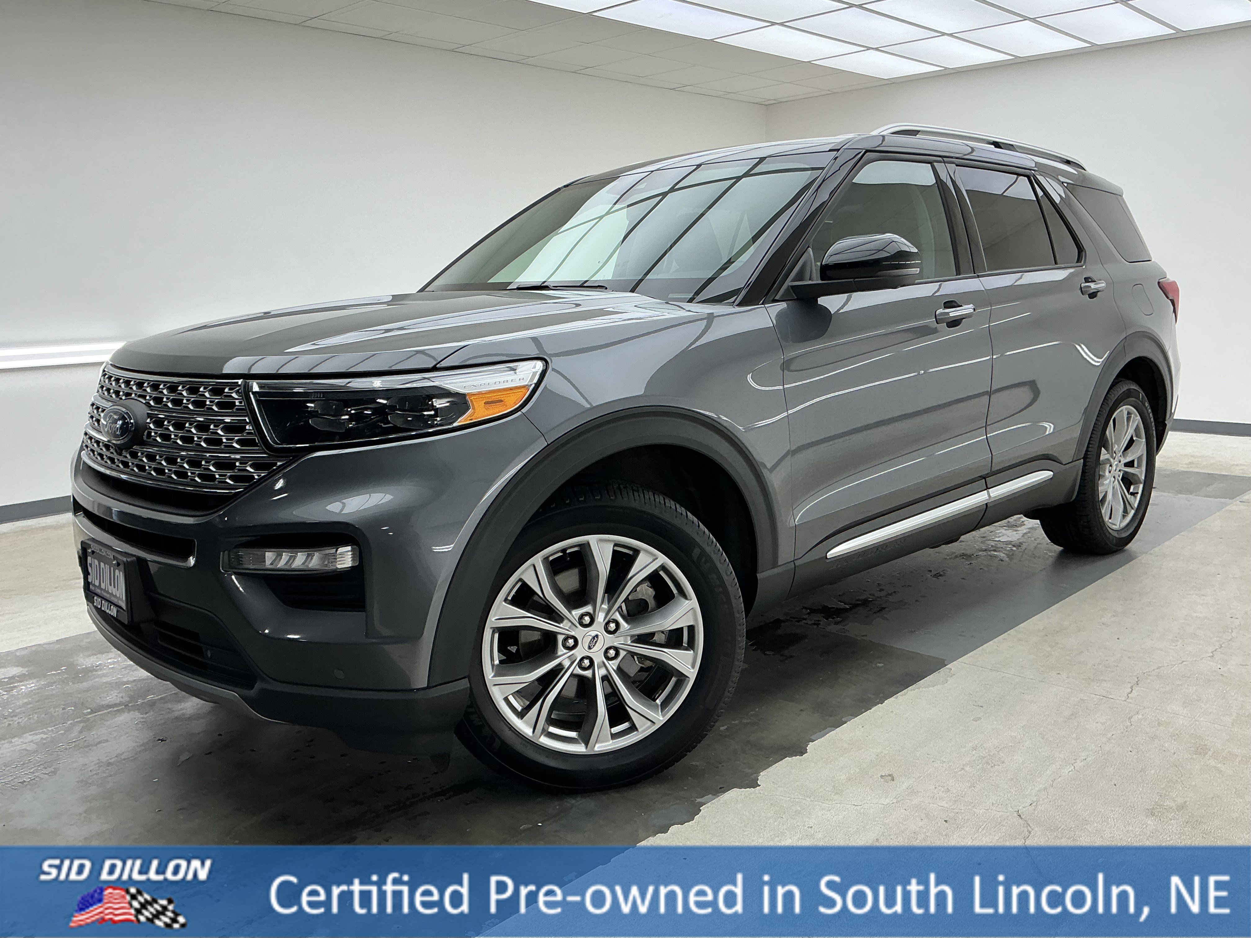 Used 2021 Carbonized Gray Metallic Ford Limited image 1