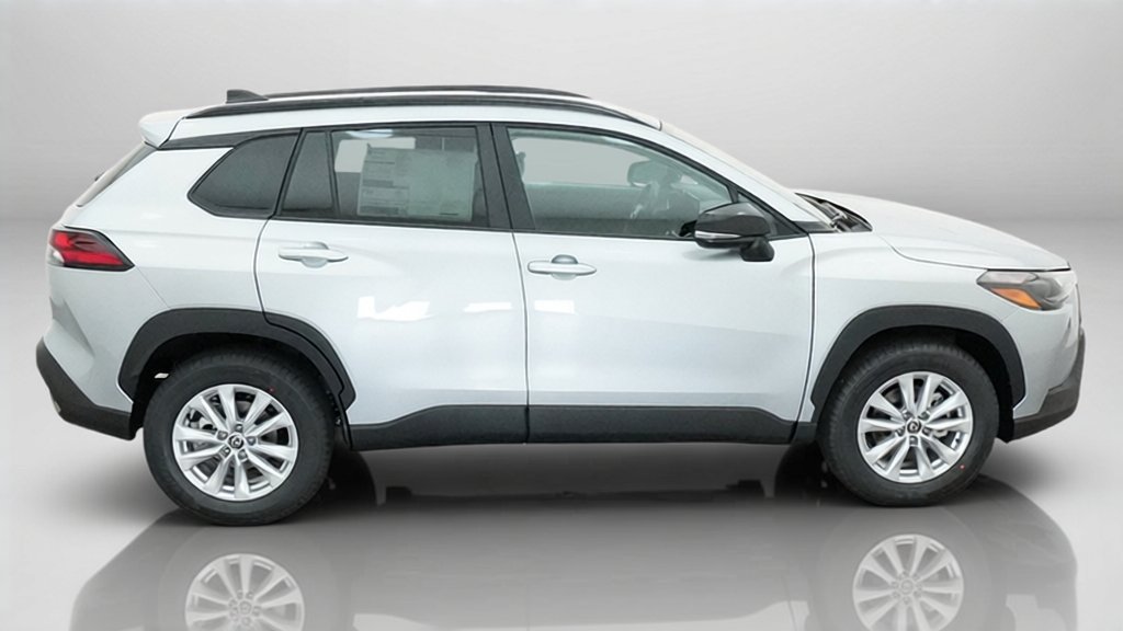 New 2026 Sonic Silver Toyota LE image 7