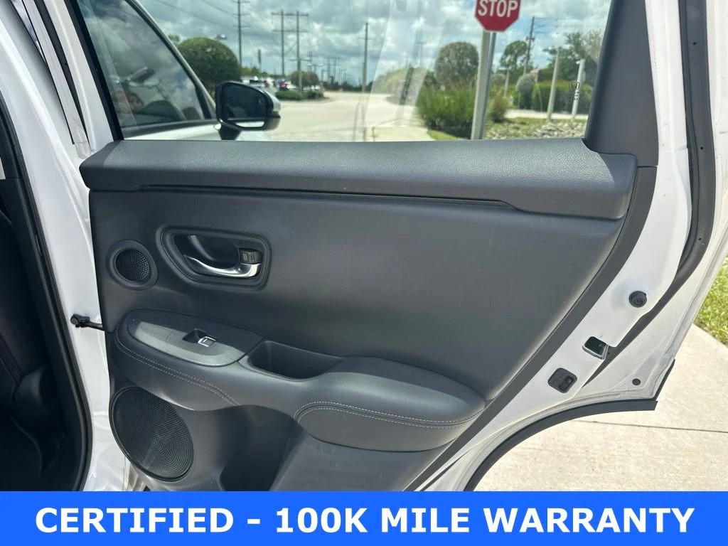 Certified Used 2023 Platinum White Pearl Honda EX-L image 18