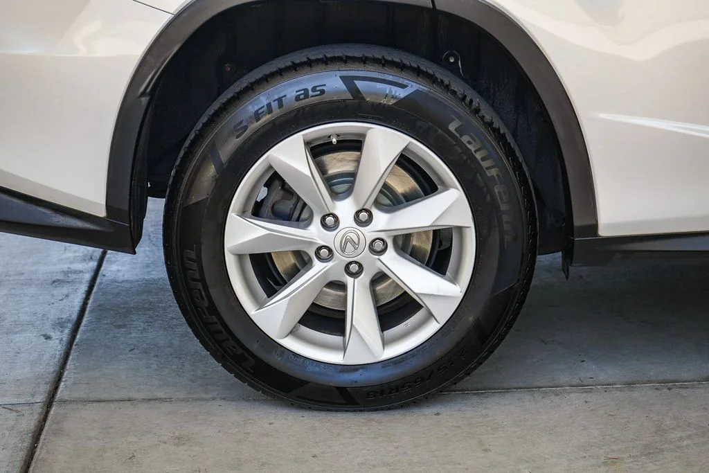 Used 2017 White Lexus 350 image 11