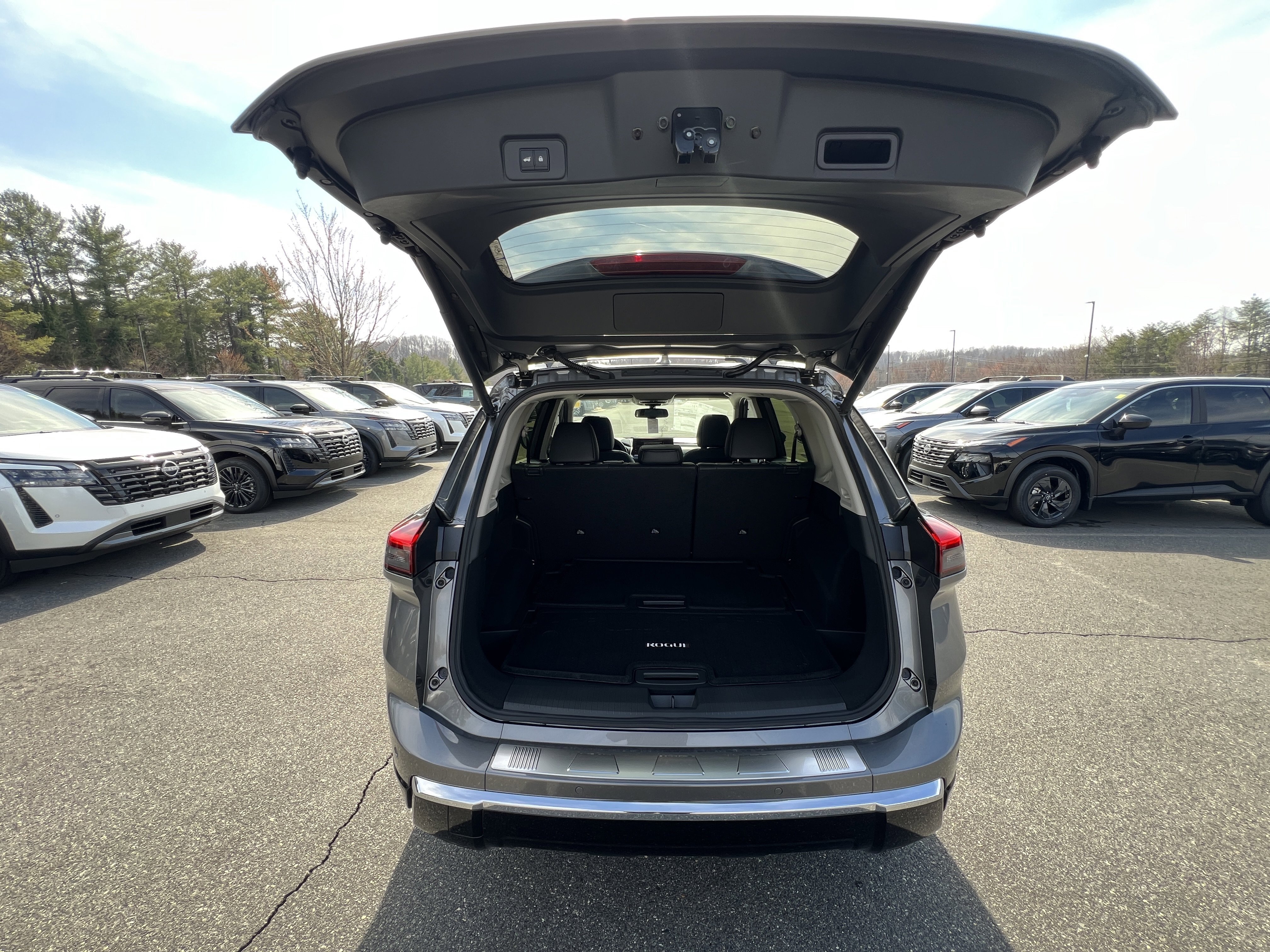 2026 Nissan Rogue Platinum - Photo 29