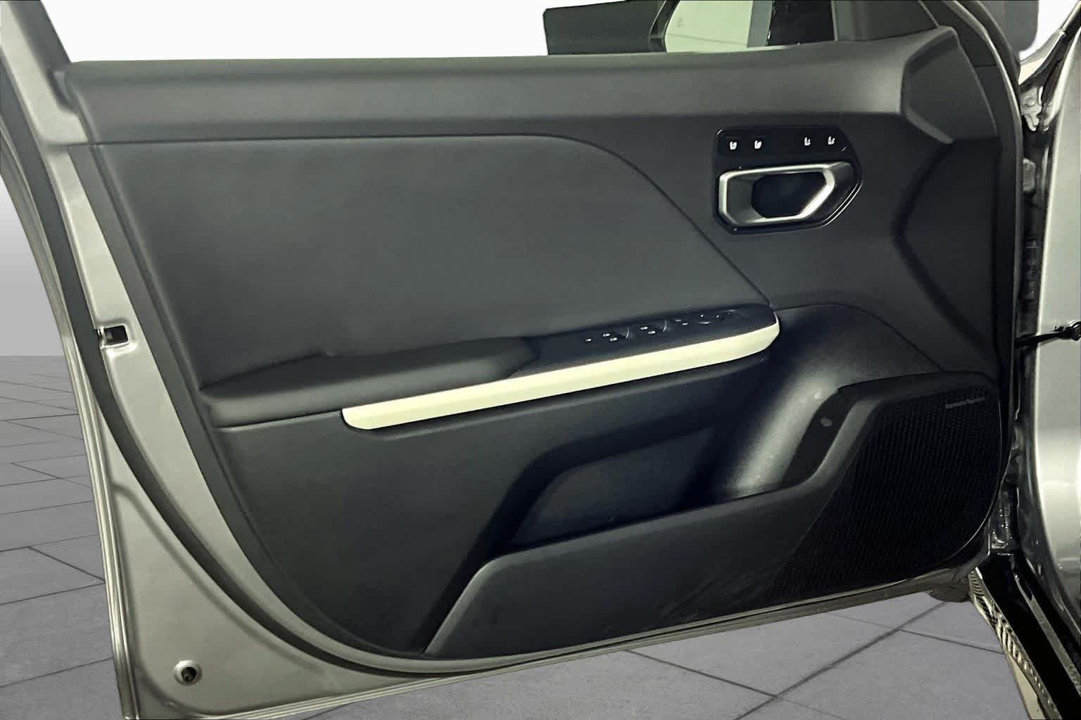 Used 2025 Steel Gray Kia GT-Line image 21