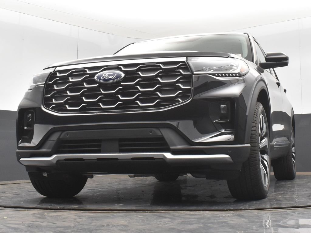 New 2026 Agate Black Metallic Ford Platinum™ image 25