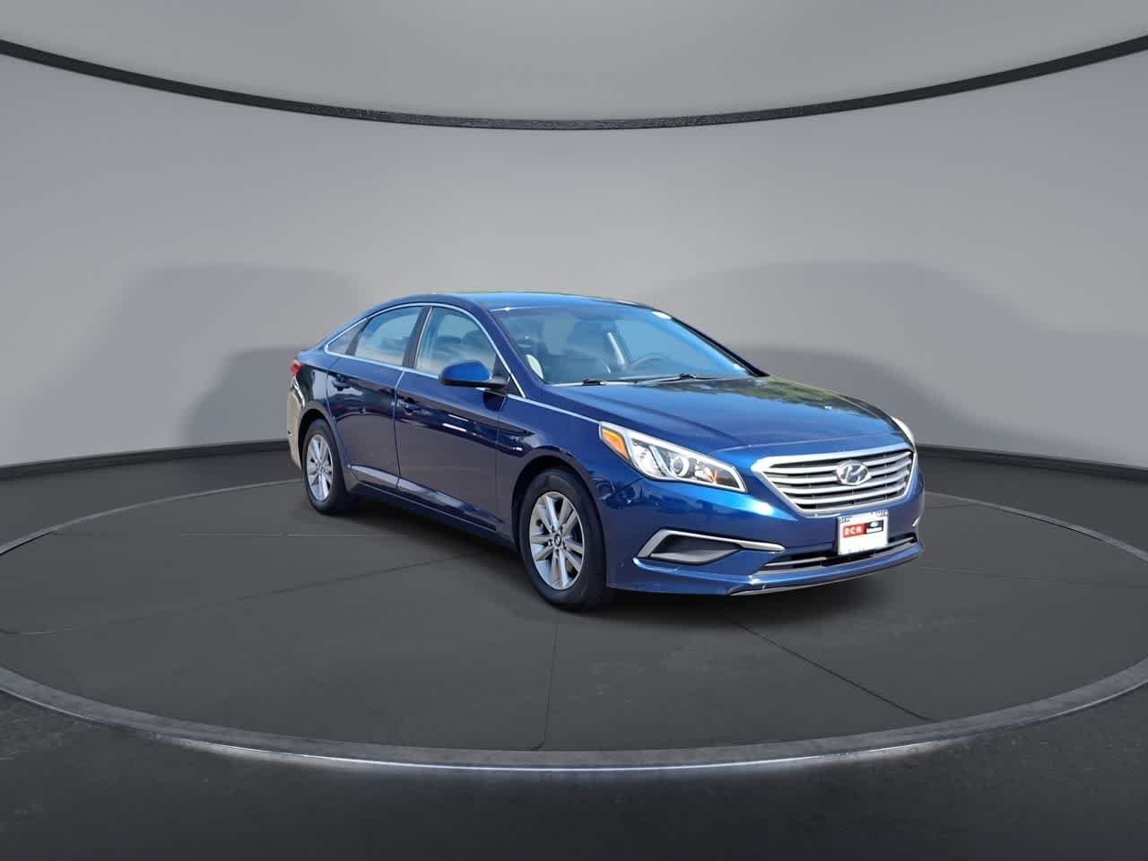 Used 2016 Hyundai Sonata SE with VIN 5NPE24AF3GH290712 for sale in Eatontown, NJ