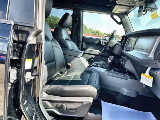 New 2026 Shadow Black Ford Outer Banks® image 54