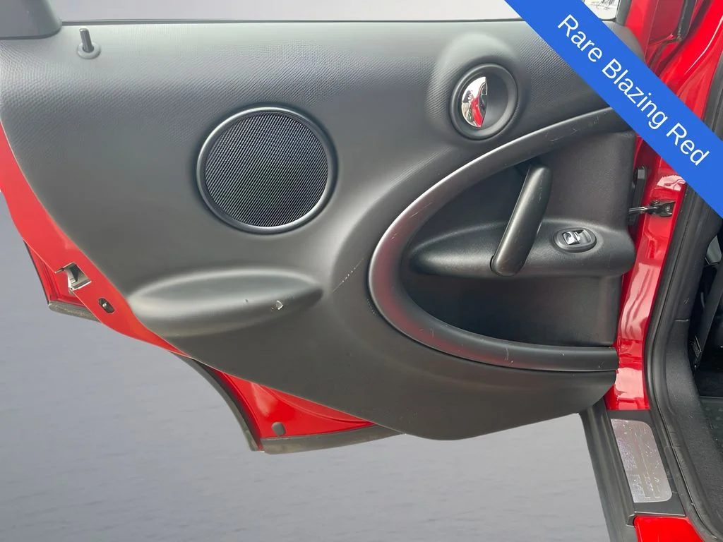 Used 2013  MINI Base image 27