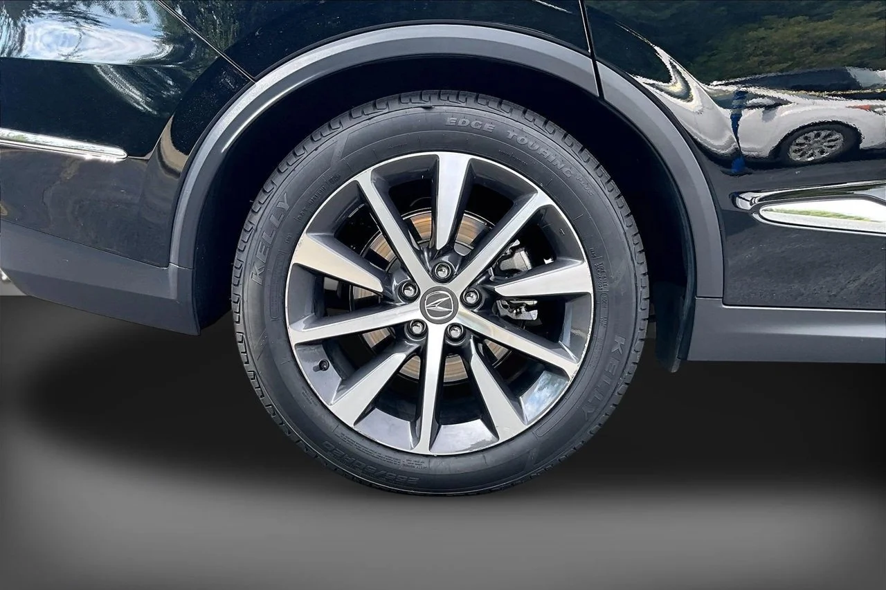 Certified Used 2025  Acura Technology Package image 37