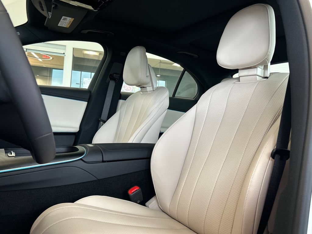 New 2027 Polar White Mercedes-Benz E 450 image 54